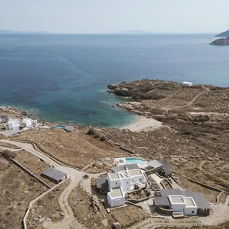 Seafront 9bdr Serenity In Mykonos וילה