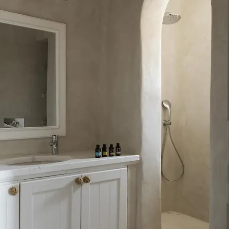 Seafront 9bdr Serenity In Mykonos 칼라파티스