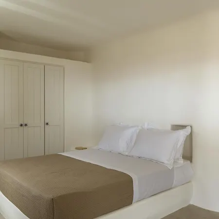 Seafront 9bdr Serenity In Mykonos 칼라파티스