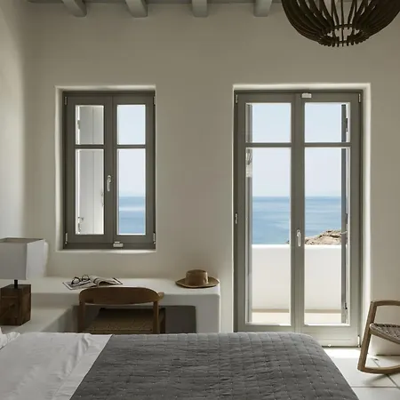 빌라 Seafront 9bdr Serenity In Mykonos