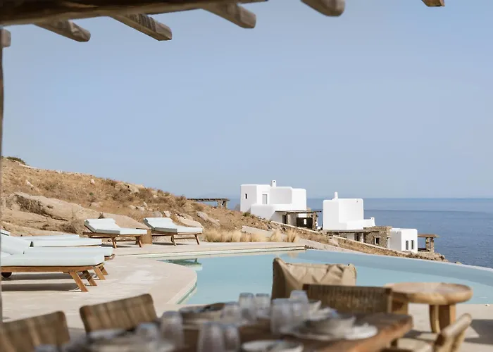 Seafront 9bdr Serenity In Mykonos *