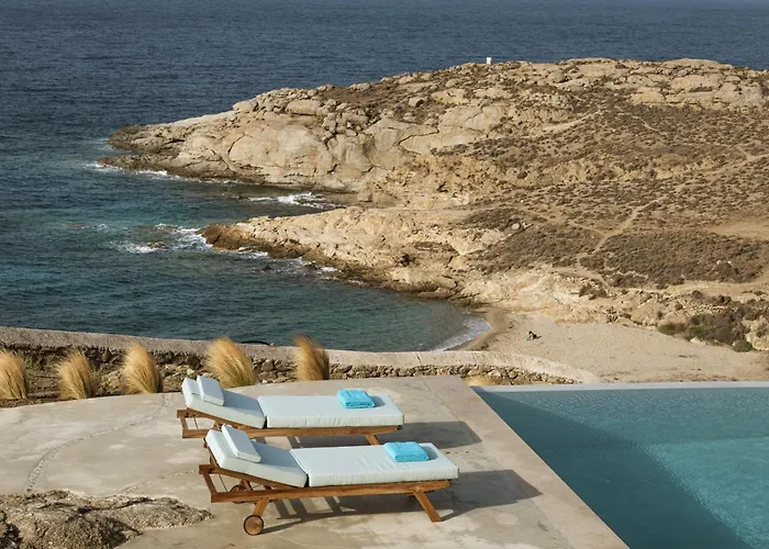 빌라 Seafront 9bdr Serenity In Mykonos *